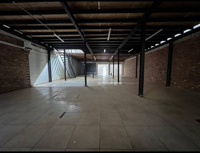 290M² WAREHOUSE TO LET IN HENNOPSPARK